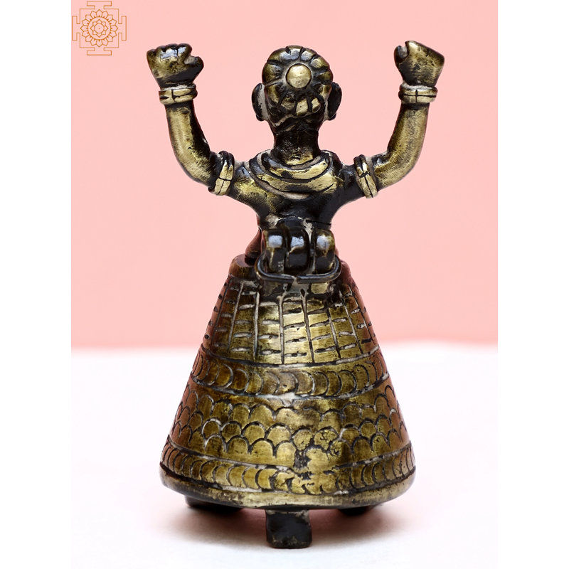 People Figurines & Sculptures