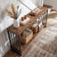 Table console rustique en bois massif à 2 niveaux, canapé d'entrée en métal noir avec tablette de rangement ouverte