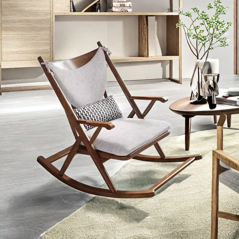 Chaise berçante en bois massif Nordic, Blanc cassé