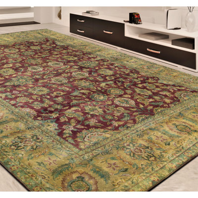 Tapis rouge et doré noué à la main de haute qualité