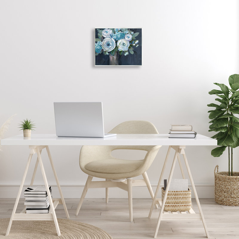 "Blue Mixed Bouquet", art mural par Nan