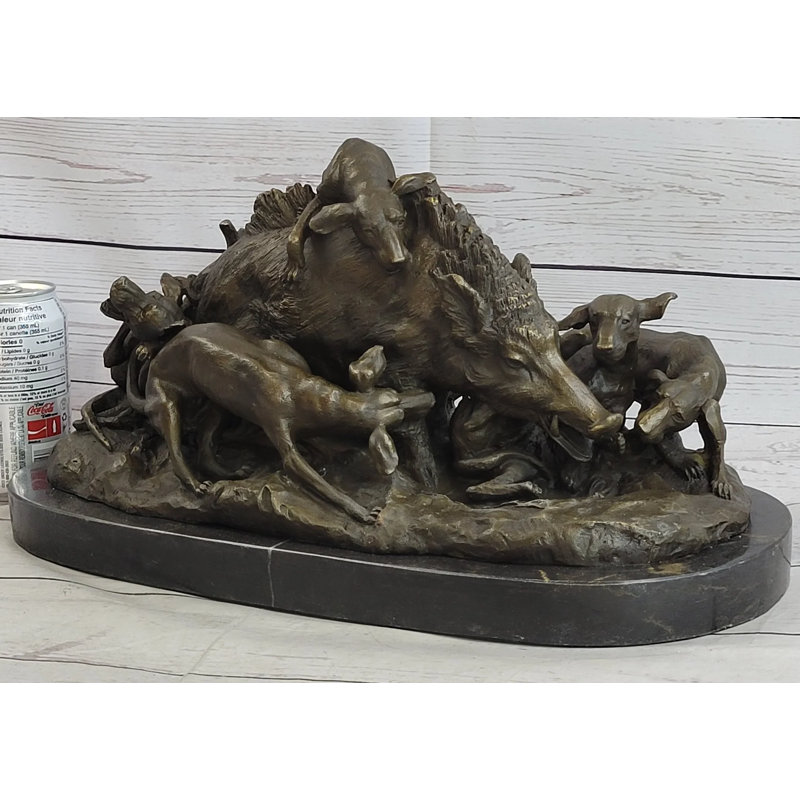 Figurine en bronze sangliers et chiens Lecourtier