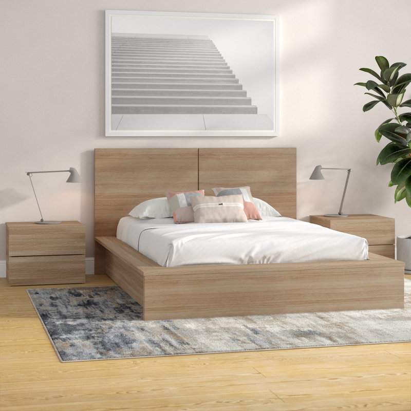 Antonnio 3 Piece Bedroom Set with Bed and 2 Nightstands, Queen, Brown