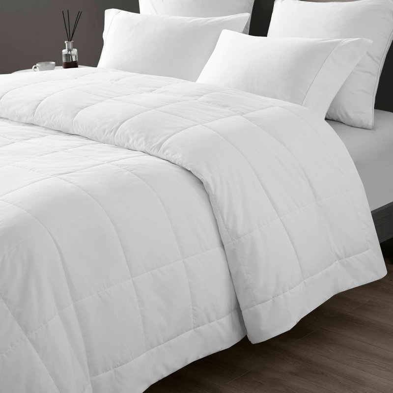 Down Alternative Blanket White, Twin