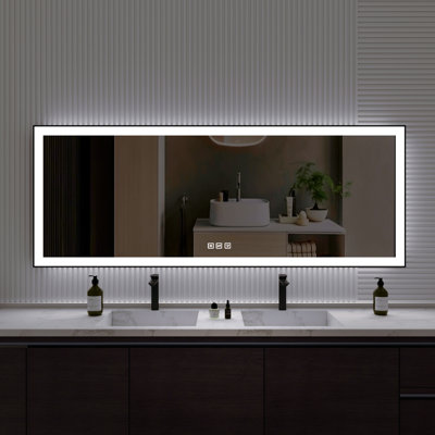 Miroir de salle de bain multifonctionnel éclairé