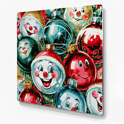 Art mural en métal beige avec décorations de Noël