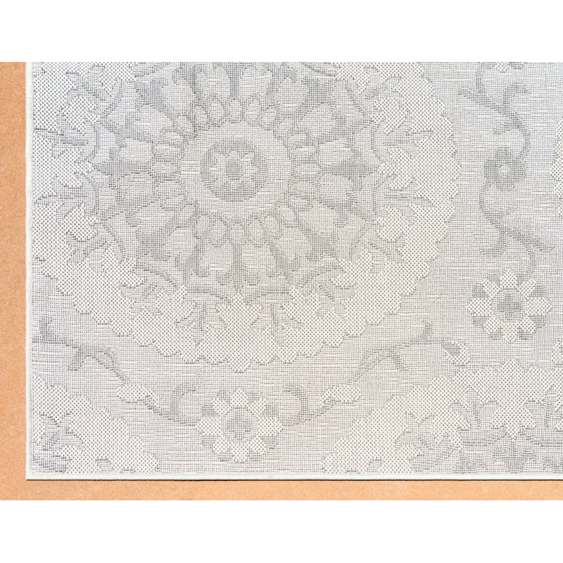 Tapis d'intérieur / extérieur gris Sebastian, Rectangle 5 pi 3 po x 8 pi