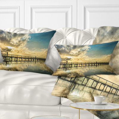Housse de coussin carrée Long Jetty Foreshore Reserve with Clouds Sea Bridge
