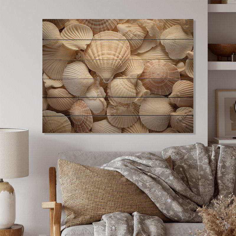 «Beige», coquillage, symphonie de coquillage I sur bois, H 30 po x l 40 po x P 0,78 po