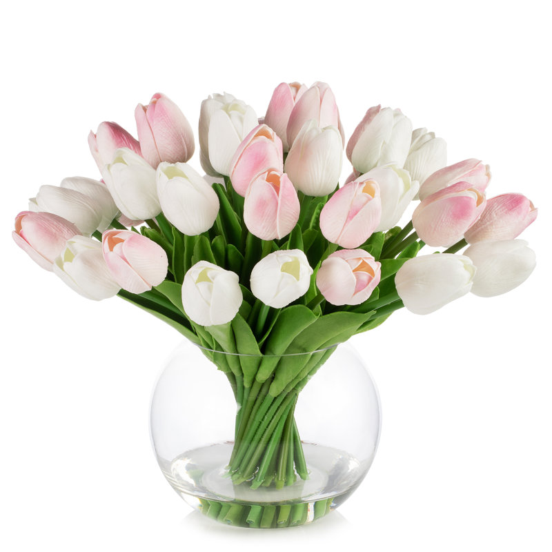 Arrangement floral tulipe ou centre de table dans un vase