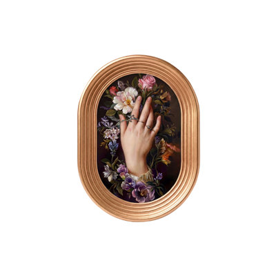 Elegant Oval Design Picture Frame