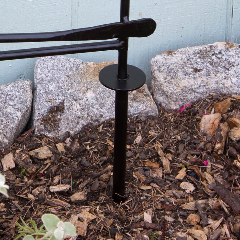 Acanthus Black Metal Garden Fence Trellis, 47" Height