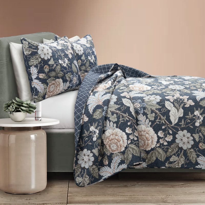 Bedding, Queen Quilt
