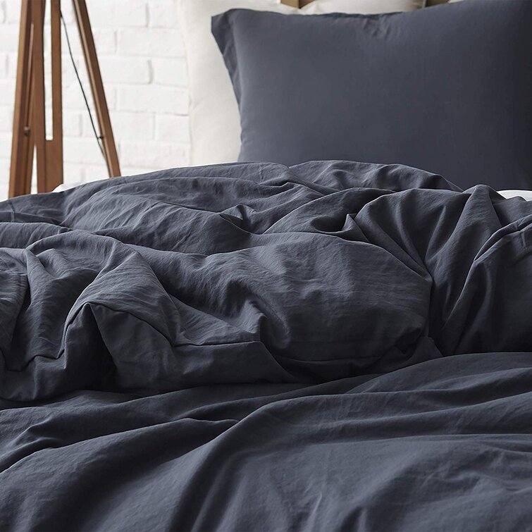 Highland Dunes Shari Down Alternative Ultra Cozy Comforter and