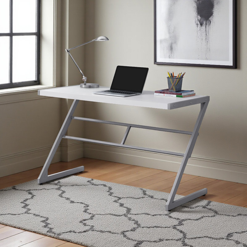 Bureau d'ordinateur Aric