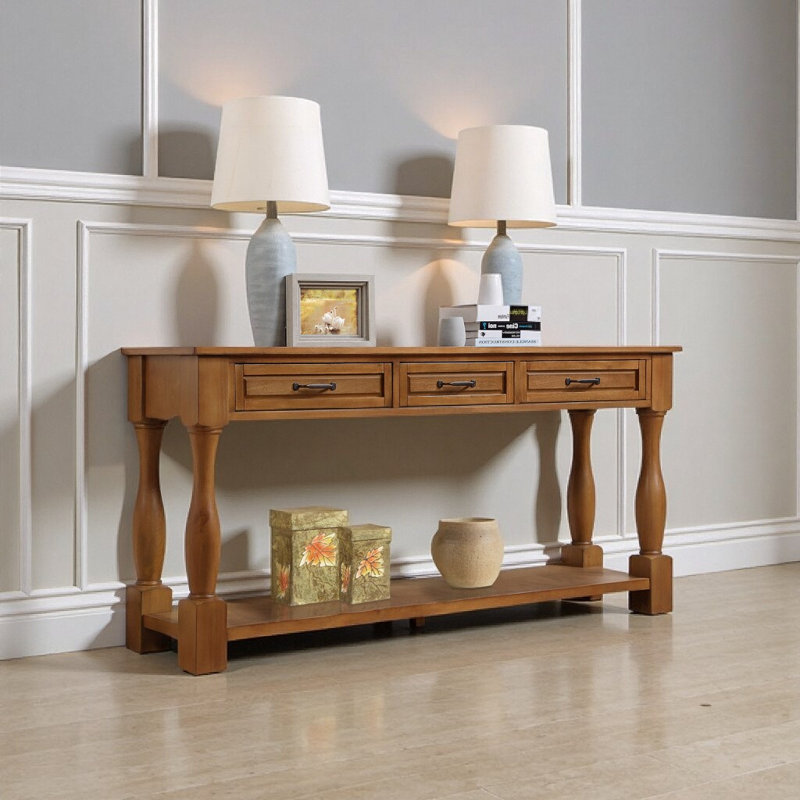 Console 63 pouces Mid-Century en pin brun avec 3 tiroirs et tablette inférieure - Structure en bois massif, table de canapé facile à assembler