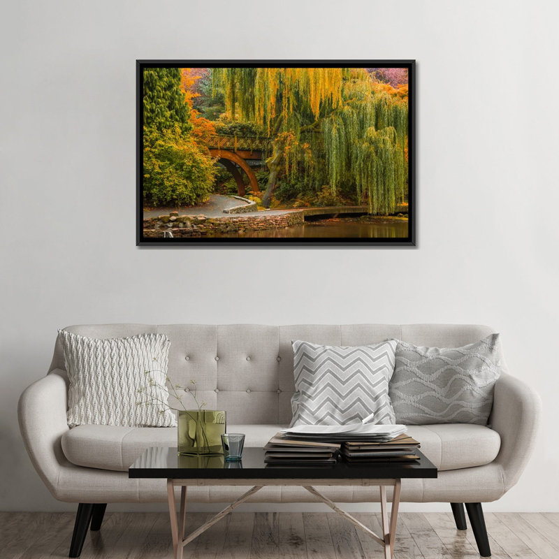 « willows over the pond », reproduction de photo sur toile, H 18 po x l 26 po x P 1,5 po, Toile encadrée noire