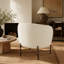 Chaise d'appoint contemporaine en métal noir et tissu sherpa blanc