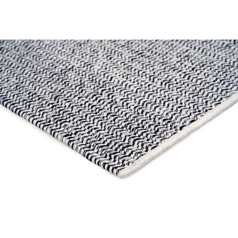 Outdoor Area Rug in Pepper, Rectangle 8' x 10'