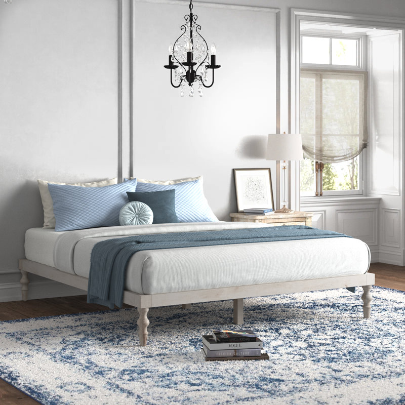 Barroso Solid Wood King Platform Bed in Whitewash, Whitewash, King
