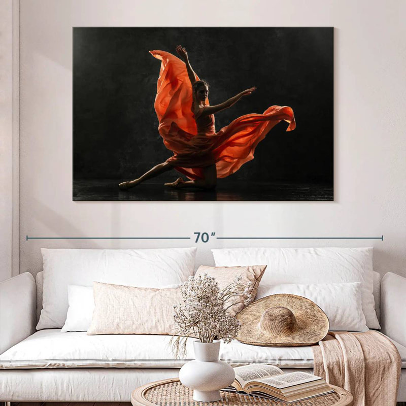 Superbe ballerine, H 34 po x l 51 po