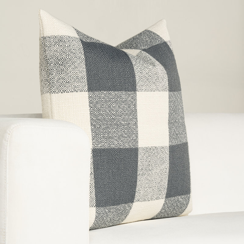 Coussin Birch Lane Cleveland, Bleu à carreaux, Polyester, Carré 22 po