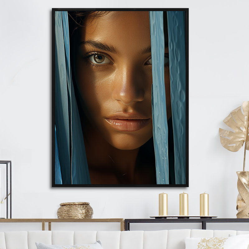 Cerulean Codex Woman Portrait I, reproduction d'art sur toile, Cadre flottant noir, H 32 po x l 16 po x P 1 po