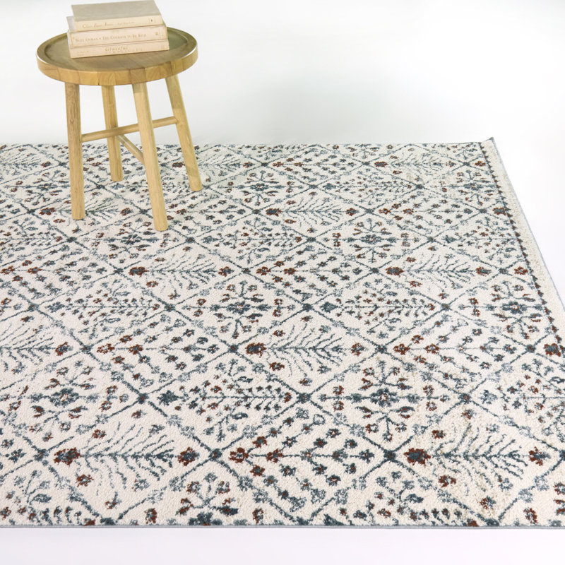 Gilles Blue/Rust Botanical Diamond Area Rug, 5'3" x 7'
