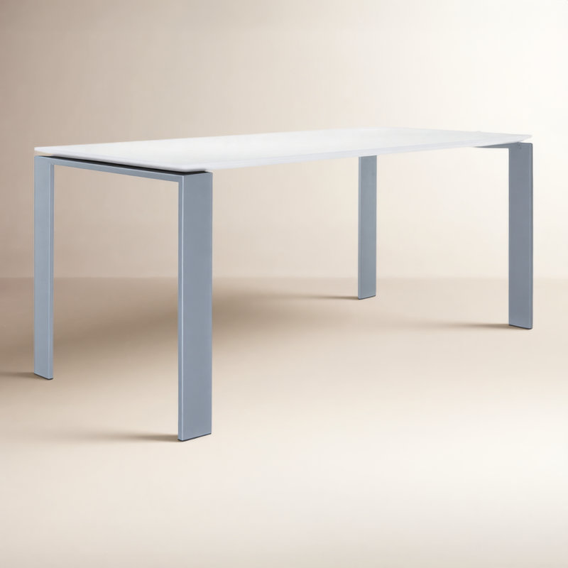 Table de salle à manger Four, H 28 po x l 62 po x P 31 po, Plateau blanc / base en aluminium