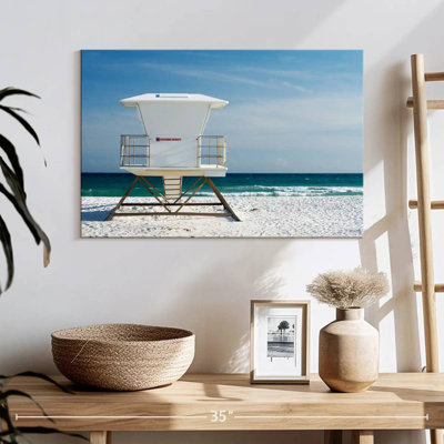 Navarre Gillard Lifeguard Tower