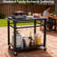 Chariot de barbecue roulant noir avec 2 roues verrouillables et crochets pour outils, idéal pour la terrasse, le jardin, le four à pizza, étagères spacieuses pour l'organisation et le service extérieur.