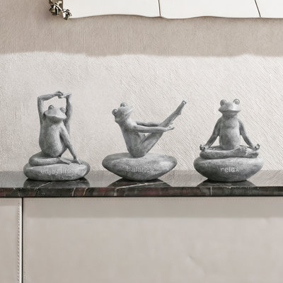 Yoga Frog Figurine Set