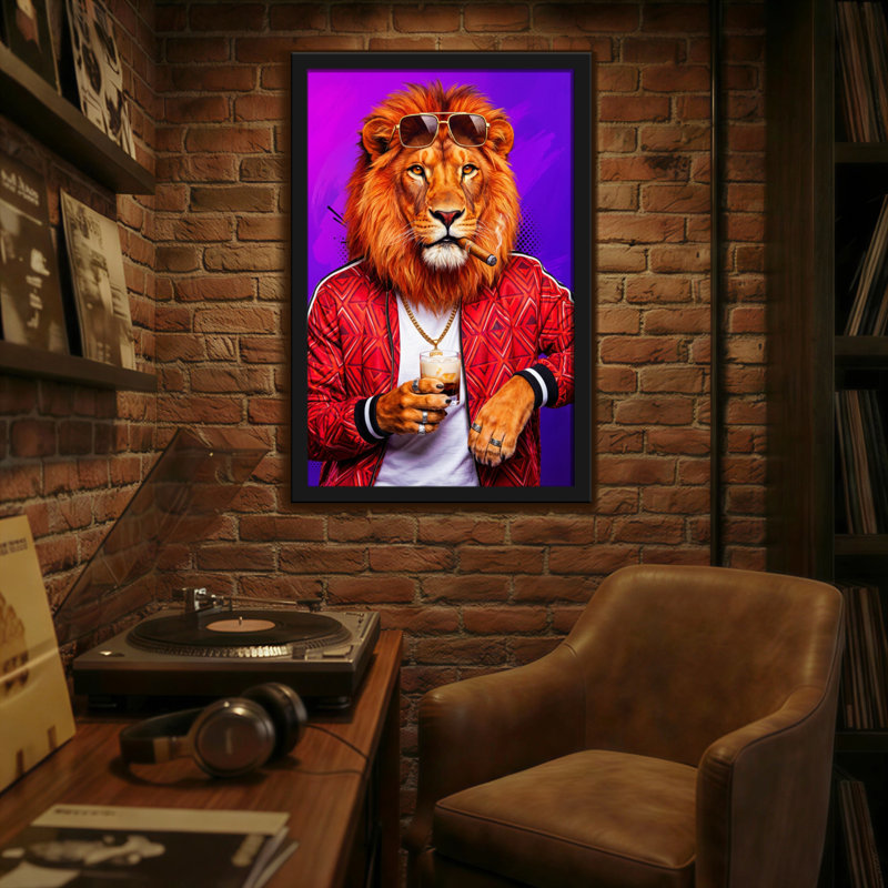 Animaux, lion portant des lunettes de soleil et une veste rouge tenant une boisson, H 18 po x l 12 po