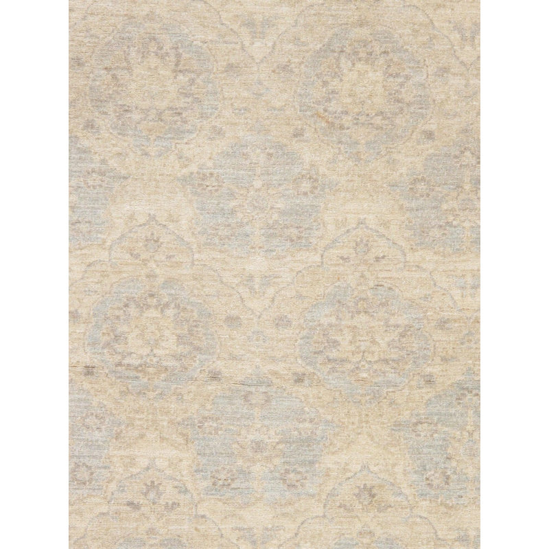 Oriental Area Rug in Ivory