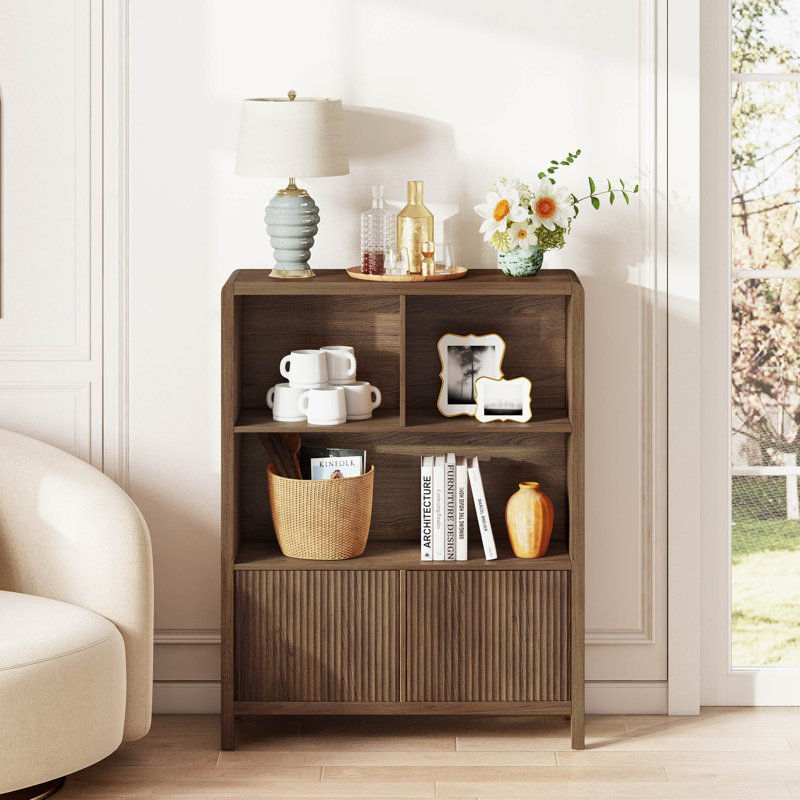 Guinna 31.5'' Modern Farmhouse 5-Cube Bookshelf With Wave-Pattern Doors And Rounded Corners, Bookcase Organizer For Living Room, Bedroom, Or Home Office