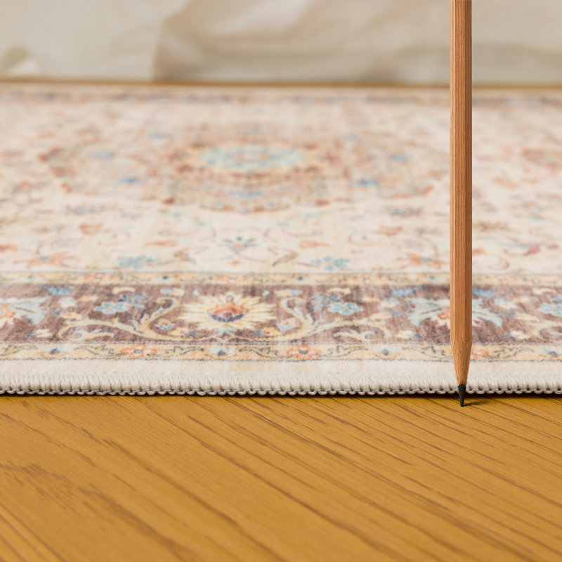 Eaglin 35B3496C4AD641E2BA8000E380C5A59B Ivory Area Rug, 59" x 83"