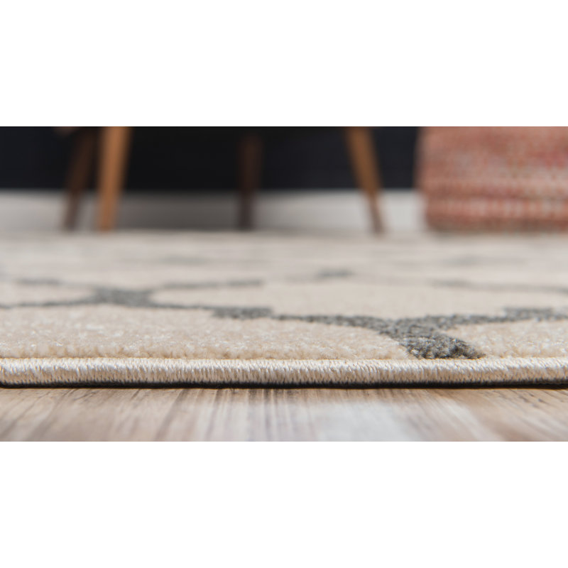 Molly Geometric Indoor Rug, Round 6'1"