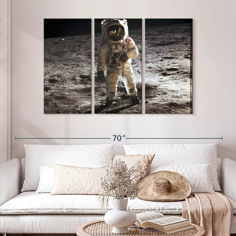 Oberle sur la lune II, H 32 po x l 50 po
