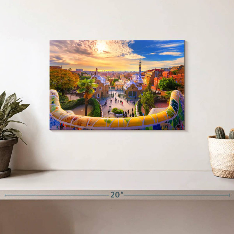 Park Guell In Barcelona, H 8 po x l 12 po
