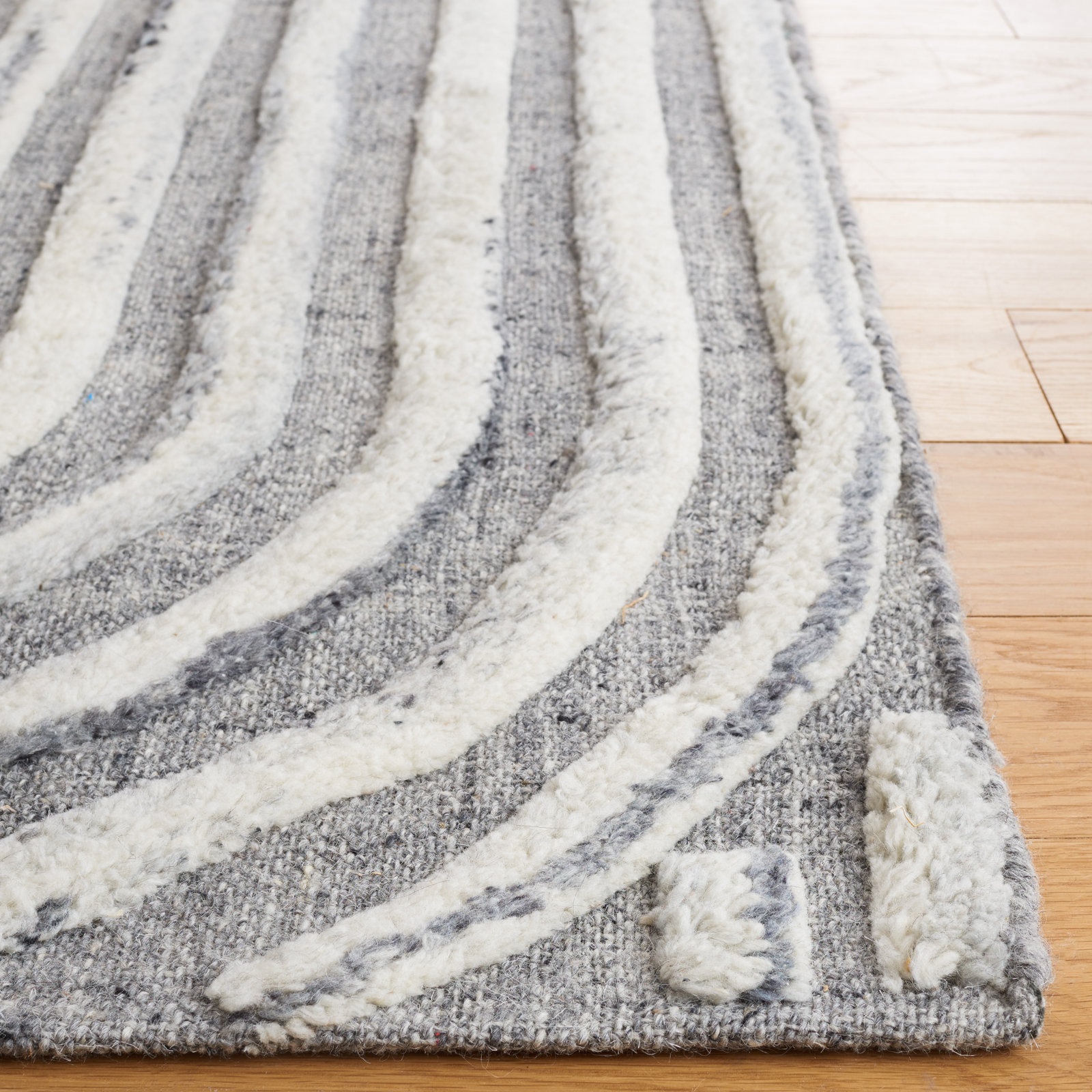 Seri Dark Gray Ivory Hand-Woven Abstract Rug, Runner 2'3" x 9'