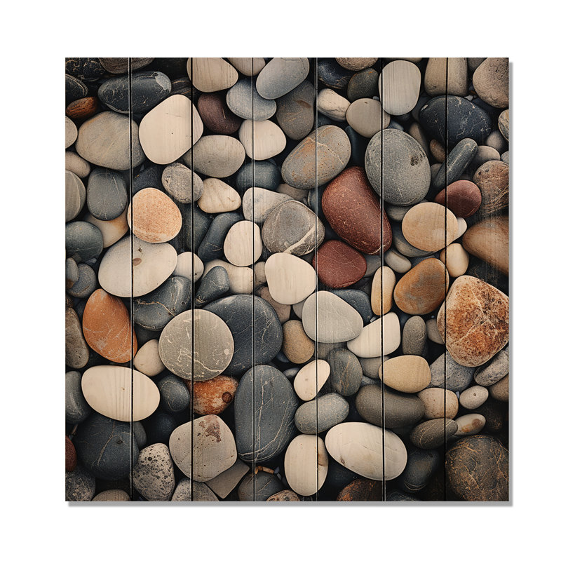 Rocher au bord de la plage - minimalisme côtier sur bois, H 36 po x l 36 po