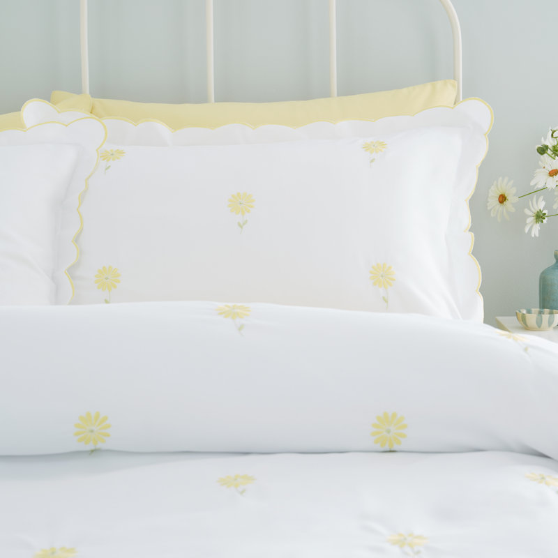 Lorna Embroidered Daisy Duvet Cover Set, Single - 1 Standard Pillowcase