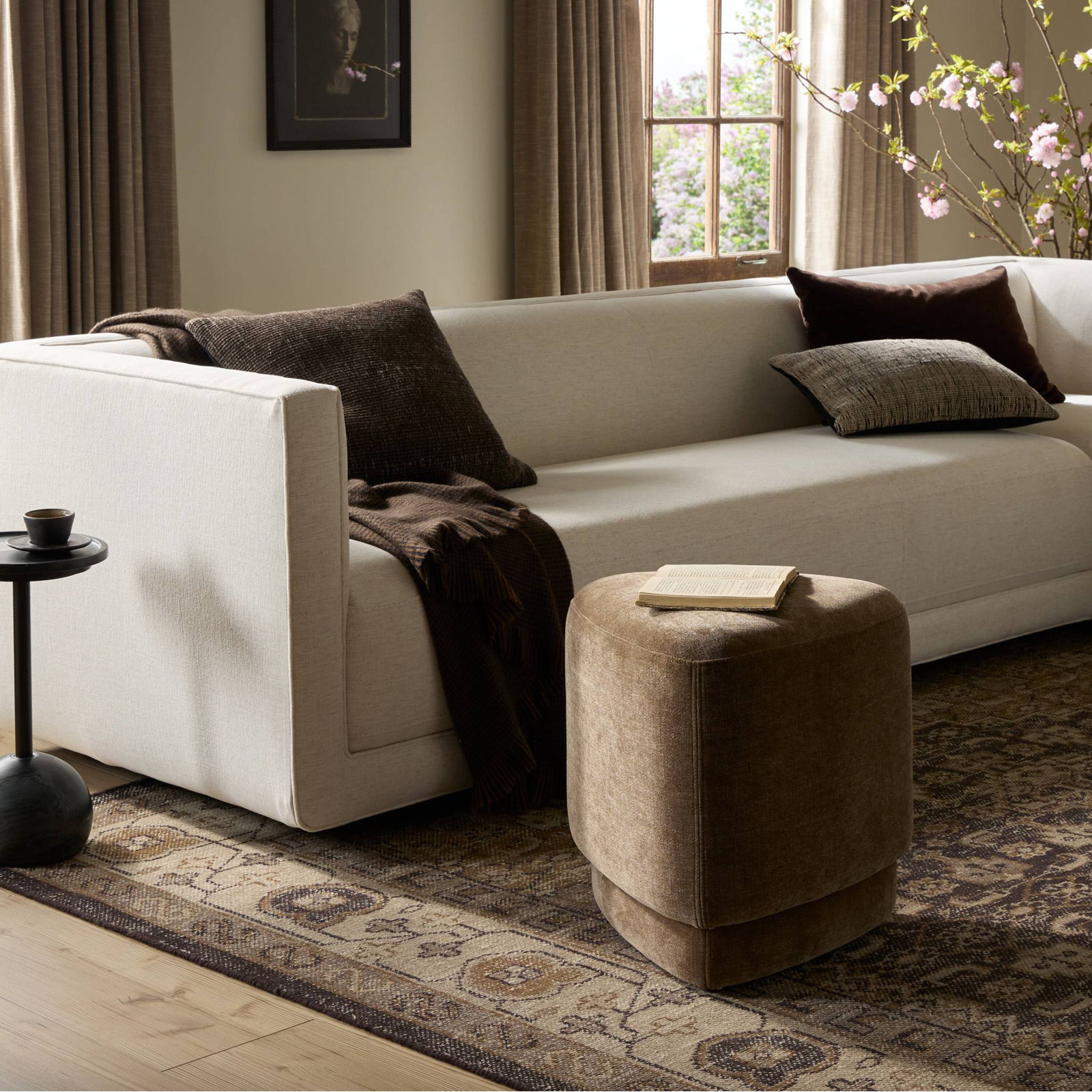 19" Velvet Upholstered Ottoman, Altair Mushroom
