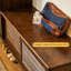 Banc à chaussures rétro avec rangement à persiennes en bois d'hévéa pour le salon et le vestibule-498390625-498390626