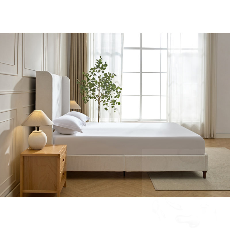Grand lit en bois avec tête de lit haute et pieds robustes, Grand lit, Blanc, crème