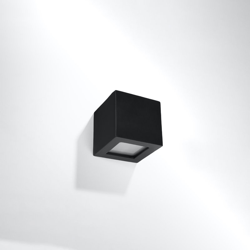Anberlyn Ceramic Flush Mounted Sconce, Black