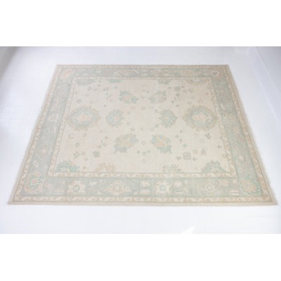 Weezie Hand Knotted Wool Oriental Area Rug