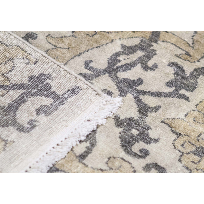 Tapis crème de haute qualité noué à la main