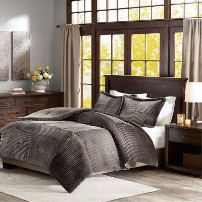 Full/Queen Plush Down Alternative Comforter Set