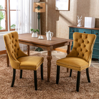Ensemble de 2 chaises de salle à manger rembourrées en velours de haute qualité avec pieds en bois et garniture cloutée haut de gamme
